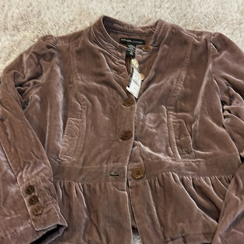 Brand new with tags size 10 women’s velvety jacket